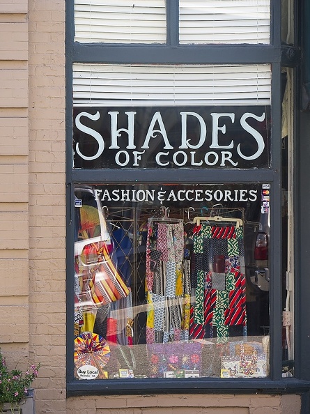 Accesorize, ladies